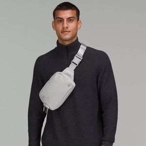 🤍🤍🤍 LARGE LULULEMON EVERYWHERE BELT BAG!! NWT